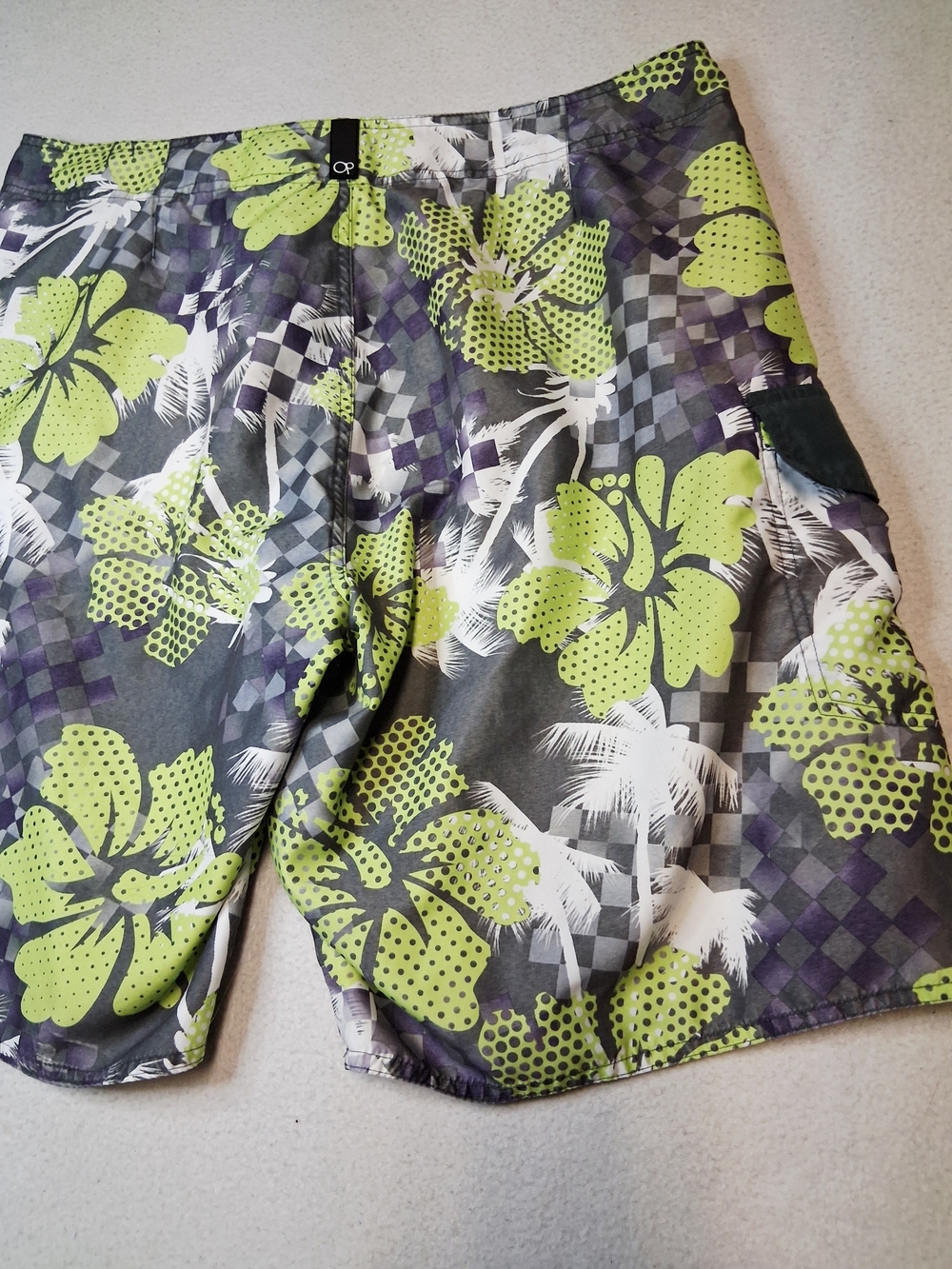 OP Men's Lime Green & Gray Floral Board Shorts - Picture 7 of 7